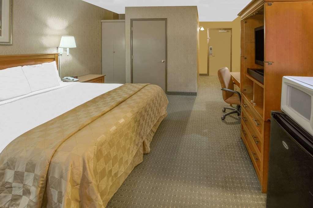 Days By Wyndham Ca Eureka